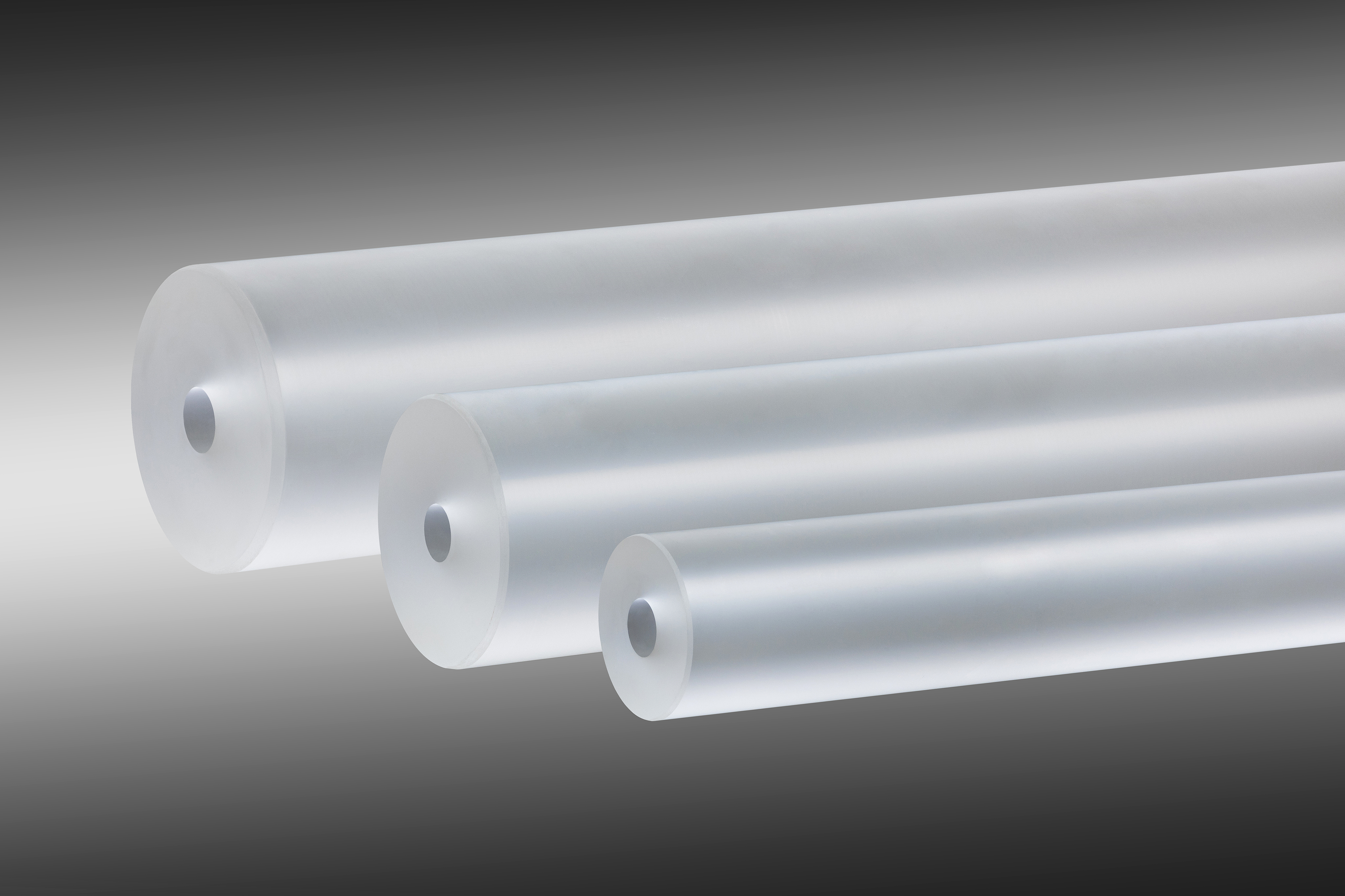 heraeus-covantics-ric-cylinder-3 Three ric cylinders graphically staged on a black background